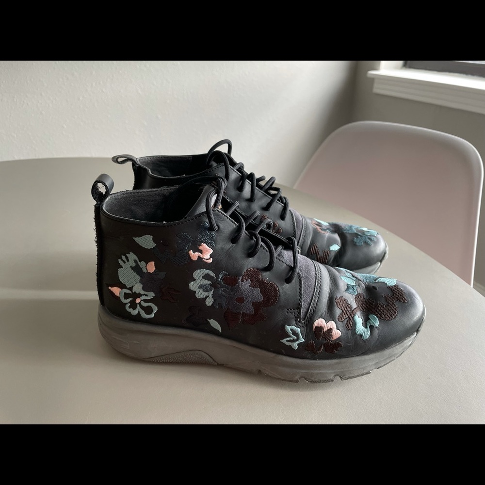 Camper embroidered boots